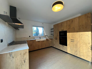  Maison � louer 6 pi�ces 147 m�