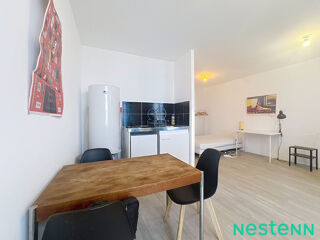  Appartement à louer 1 pièce 25 m²