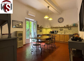  Maison � vendre 6 pi�ces 244 m�