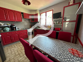  Maison  vendre 10 pices 243 m