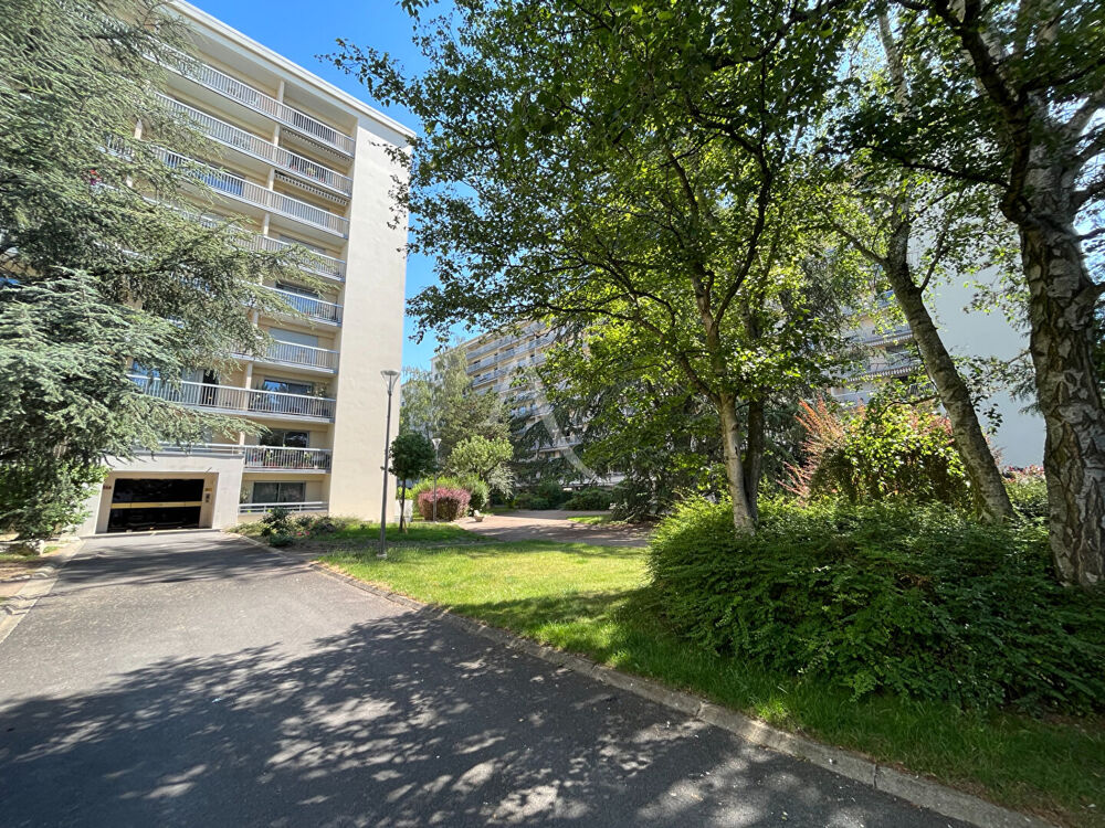 A VENDRE - REIMS - RESIDENCE LE GRANS SIECLE - SAINT-MARCEAUX