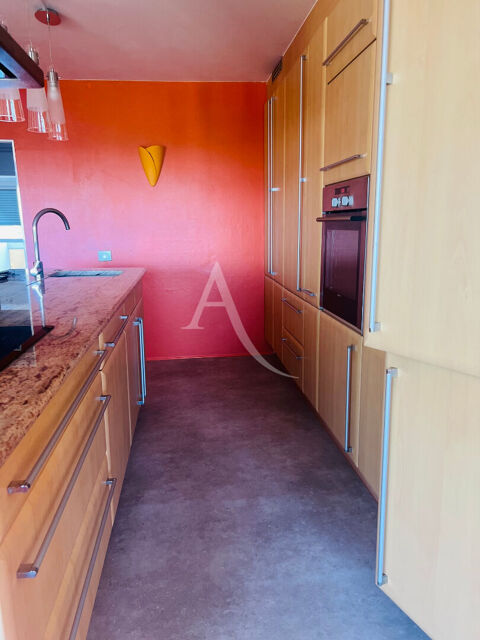  Appartement � louer 5 pi�ces 100 m�