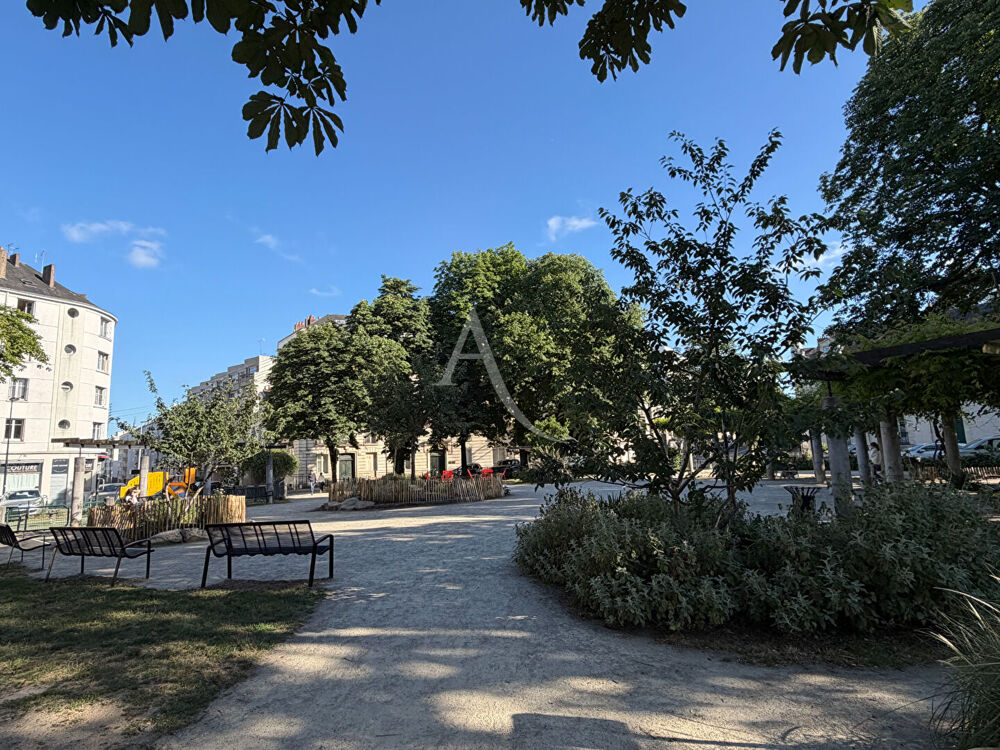 Nantes Canclaux Charmante maison familiale de 8 pièces avec terrasse, jardin et garage