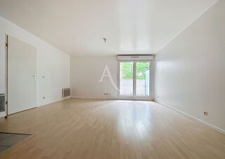  Appartement à louer 2 pièces 45 m²