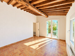 Location Maison EGUILLES - Villa de 115m² sur 2186 m² de terrain Eguilles