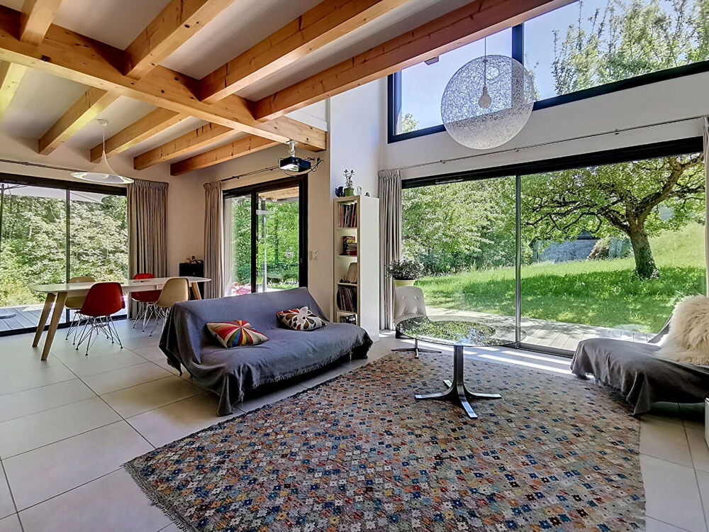 PERRIGNIER - Maison 5 pièces - 150m²