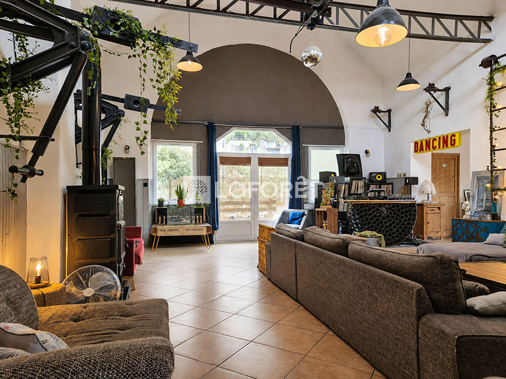 Vente Maison Maison La Thuile 7 pièce(s) 242 m2 La thuile