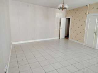  Immeuble à vendre 10 pièces 237 m² Coutras