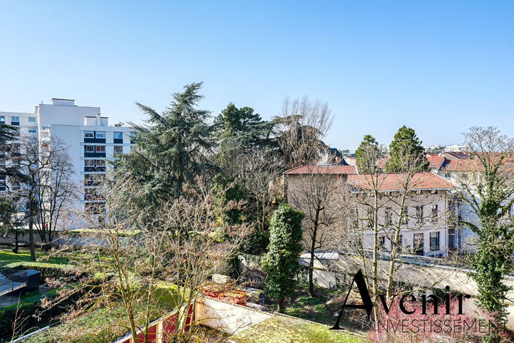 Vente Appartement Lyon 5 Point Du Jour - Appartement T3 de 68m2 - étage élevé avec balcon Lyon 5