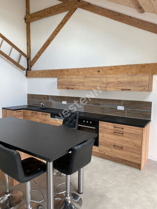  Appartement à louer 5 pièces 109 m²