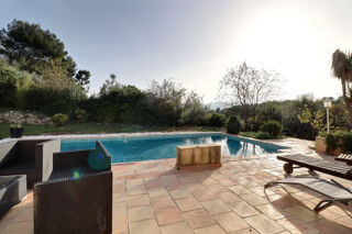  Maison  louer 7 pices 180 m