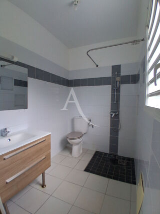  Maison à louer 4 pièces 98 m²