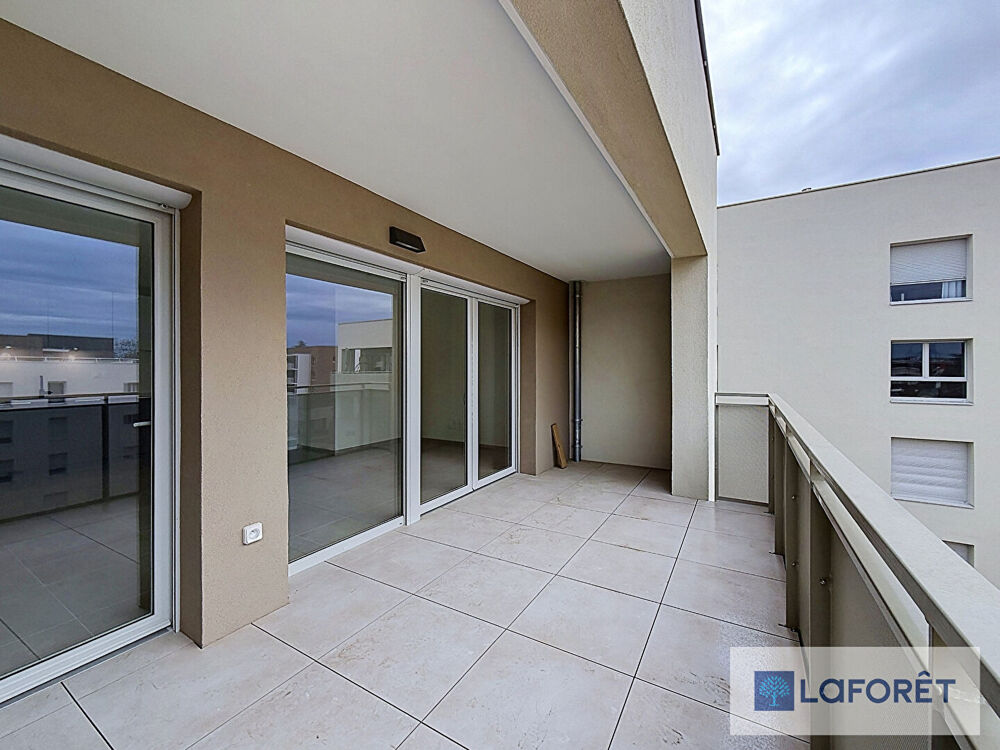 Location Appartement Appartement Ferney Voltaire 3 pièce(s) 72.84 m2 Ferney voltaire