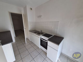  Appartement à louer 3 pièces 64 m²