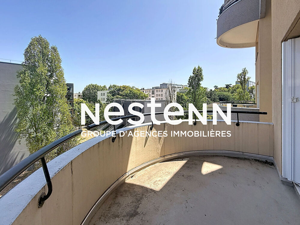 Location Appartement Appartement Duplex 4 Pièces avec Balcon Cave et Garage - 69500 BRON Bron