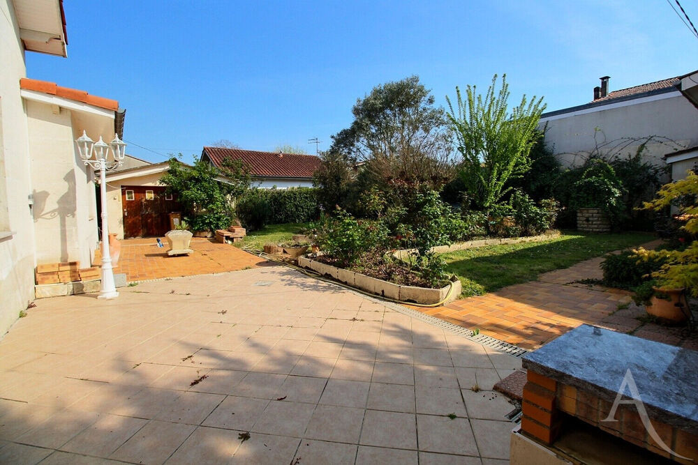 Maison 6 pièces 150 m² · à Begles · 150 m² · 450 000 €