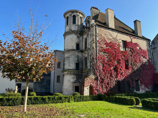  Maison  vendre 10 pices 
