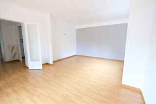  Immeuble à vendre 6 pièces 146 m²