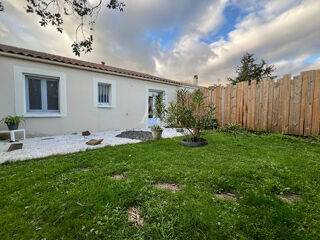  Maison  vendre 4 pices 