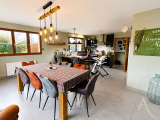  Maison à vendre 6 pièces 215 m²