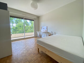  Appartement à louer 3 pièces 68 m²