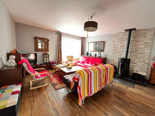  Maison  vendre 8 pices 