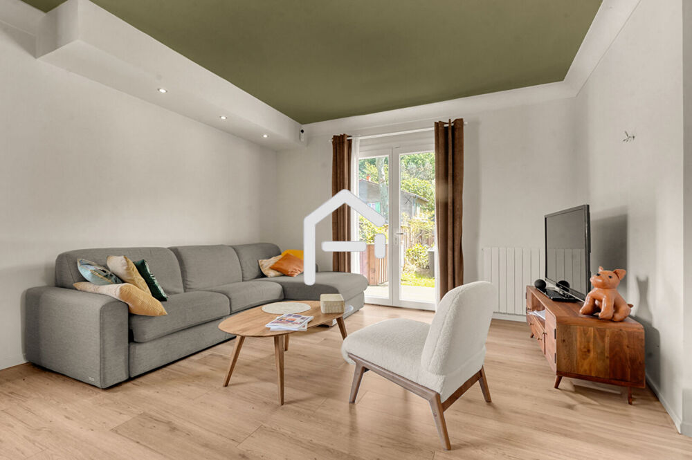 Vente Maison Maison Cornebarrieu 10 pièce(s) 283 m2 Cornebarrieu