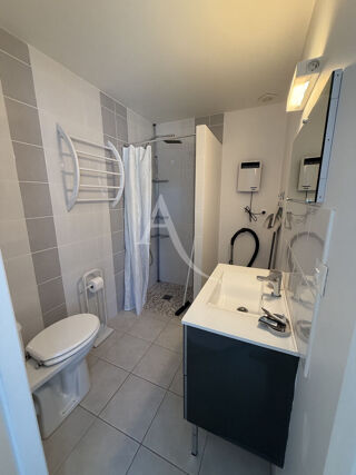  Appartement à louer 1 pièce 27 m²