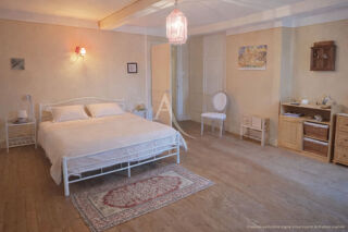  Maison à vendre 9 pièces 373 m²