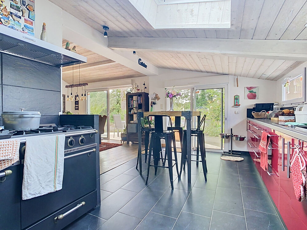 Maison familiale Port Saint Père, 6 chambres avec garage et piscine