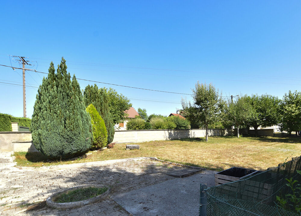 Vente Maison Belle maison familiale T6 de 130 m² avec terrasse et double garage Boult