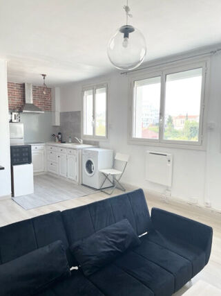  Appartement à louer 3 pièces 61 m²