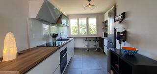  Appartement à louer 2 pièces 65 m²