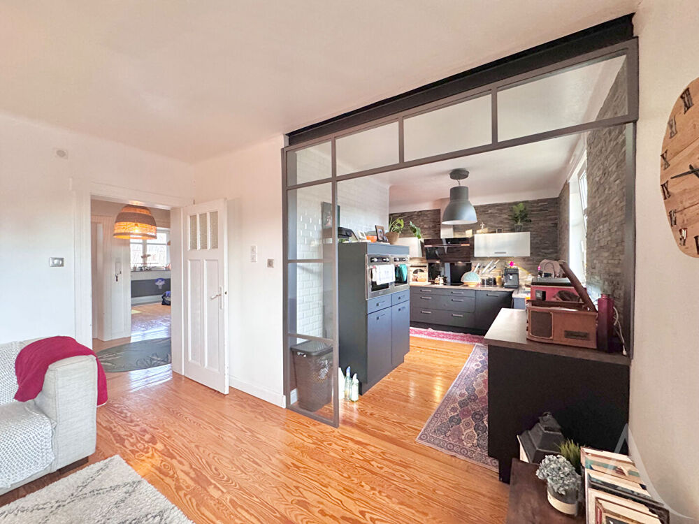 Comme une maison : duplex de charme avec jardin privatif - Quartier Victor Hugo / Charlemagne