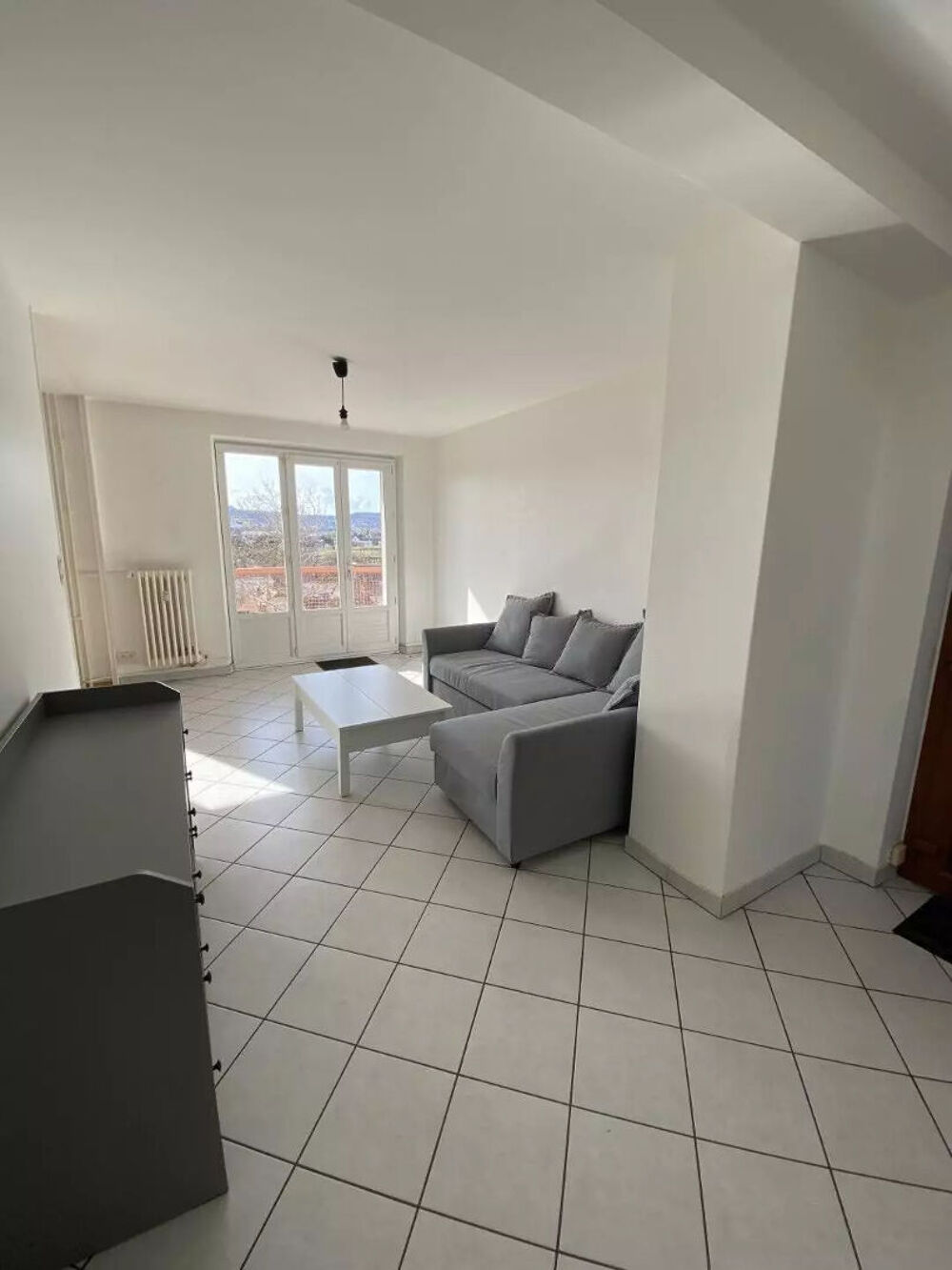 T2BIS MEUBLÉ DE 48,90M2 - RUE DE LONGVIC