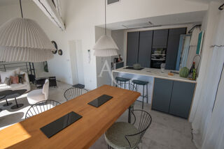  Appartement à louer 5 pièces 115 m²