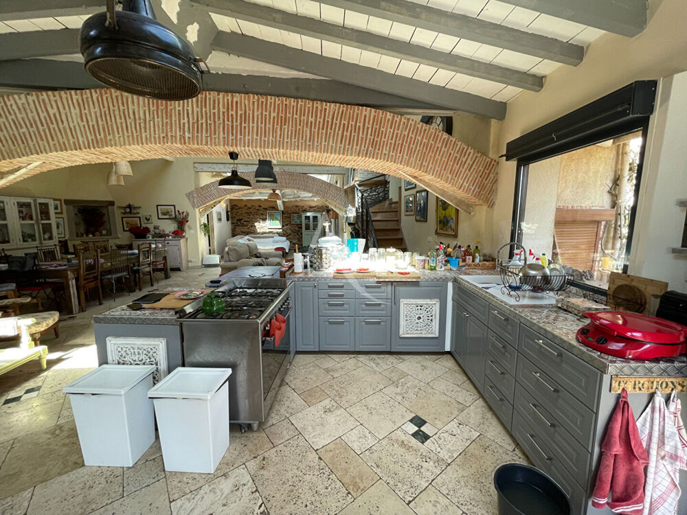 Vente Maison Sainte Gemme, maison de type 7  de 261 m² Sainte gemme