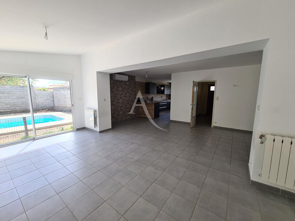 Location Maison Jolie villa rénovée de 130m² sur une parcelle de 841m² avec piscine, garage.. Cuxac d aude