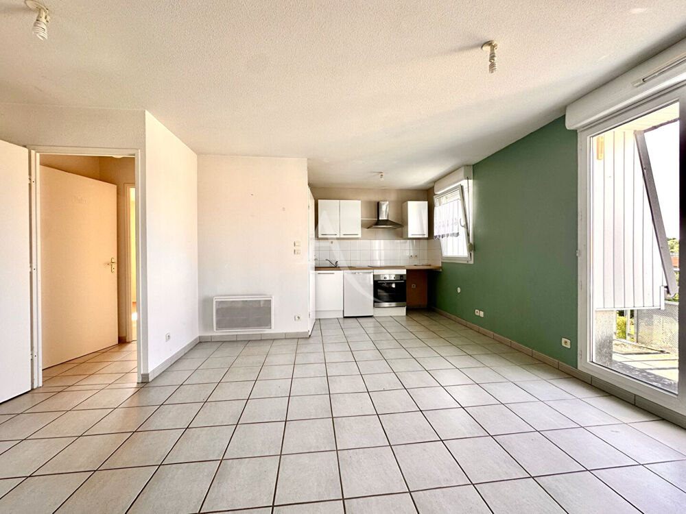 A vendre : Appartement 2 pièces d'environ 45 m² avec balcon en résidence