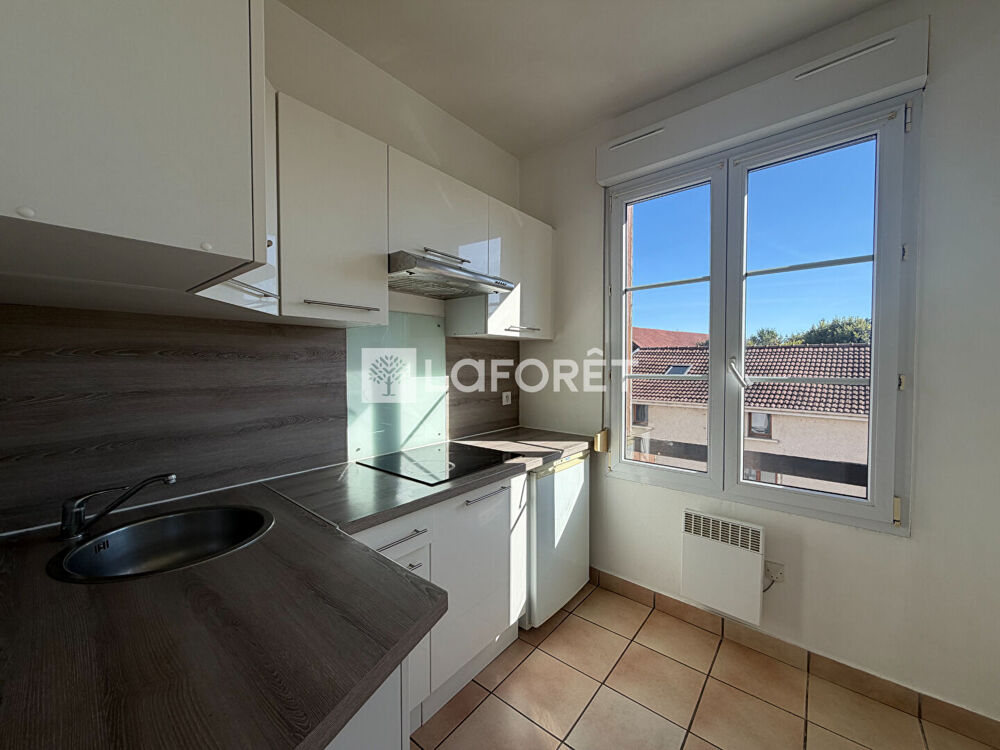 Location Appartement APPARTEMENT CHALONS EN CHAMPAGNE - 2 pièces - 38.36 m² Chalons en champagne