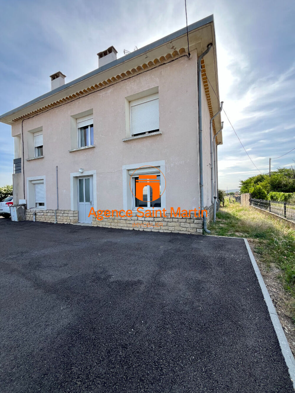 Location Appartement Appartement rez-de-chaussée rénové 4 pièces Montélimar