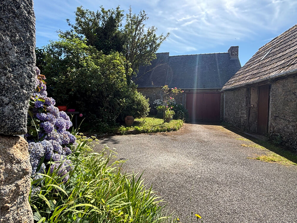 Vente Maison Maison de village à 4km de la mer Plouzelambre
