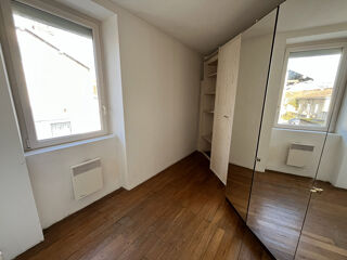  Appartement � vendre 6 pi�ces 220 m�