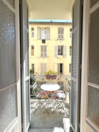  Appartement à louer 1 pièce 26 m²