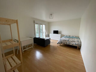  Appartement à louer 1 pièce 33 m²