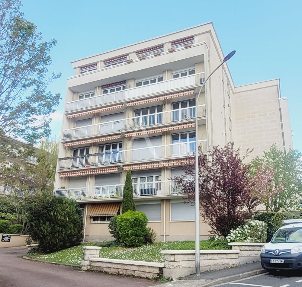 Vente Appartement Appartement Bry-sur-Marne centre ville 2 pièce(s) cave et parking Bry sur marne