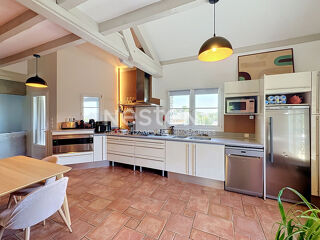  Maison à louer 4 pièces 160 m²