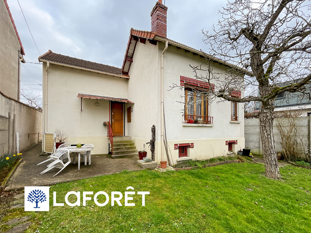 Maison 6 pièces 77 m² · à Sainte Genevieve des Bois · 77 m² · 299 560 €