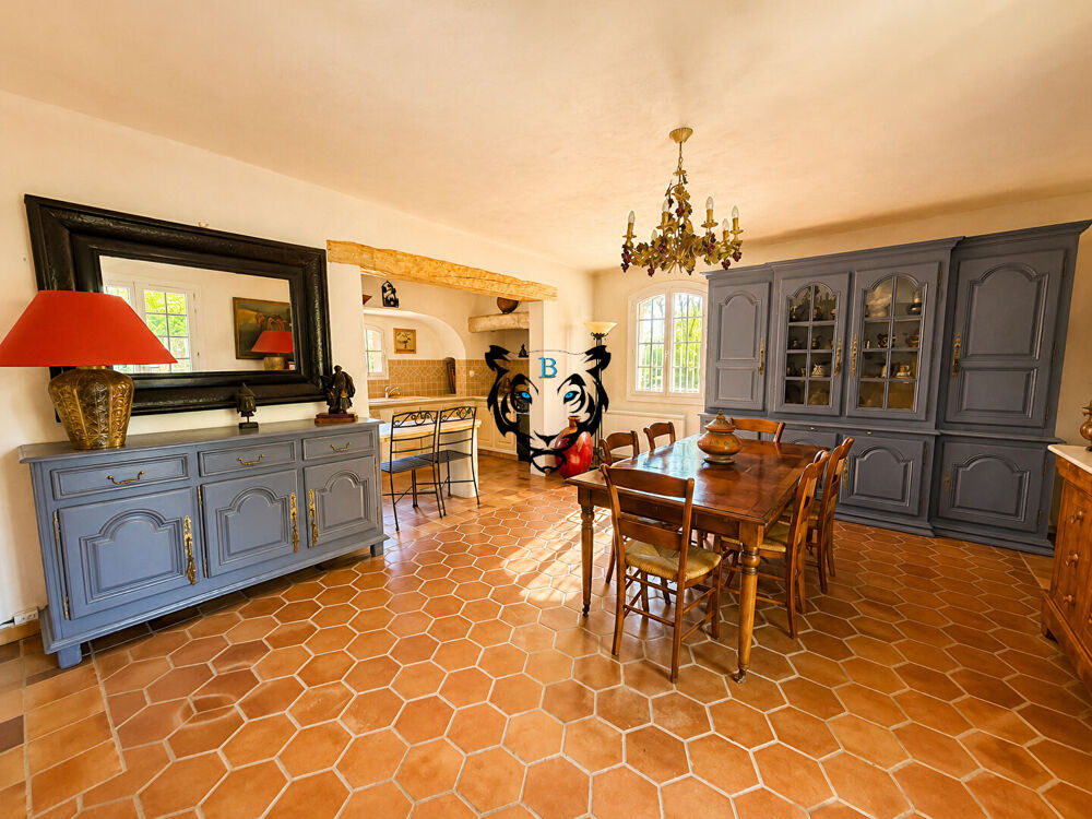 à vendre  Maison Roquebrune-sur-Argens (83520)