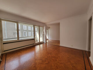  Appartement à louer 3 pièces 61 m²